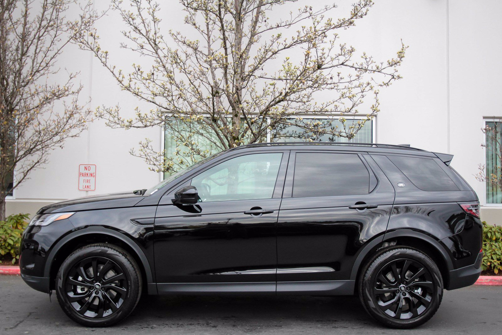 2020 land rover discovery se