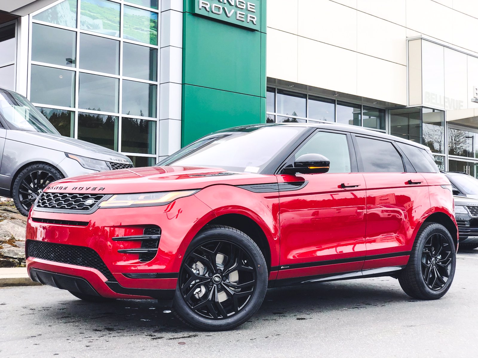 New 2020 Land Rover Range Rover Evoque R-Dynamic SE Sport Utility in