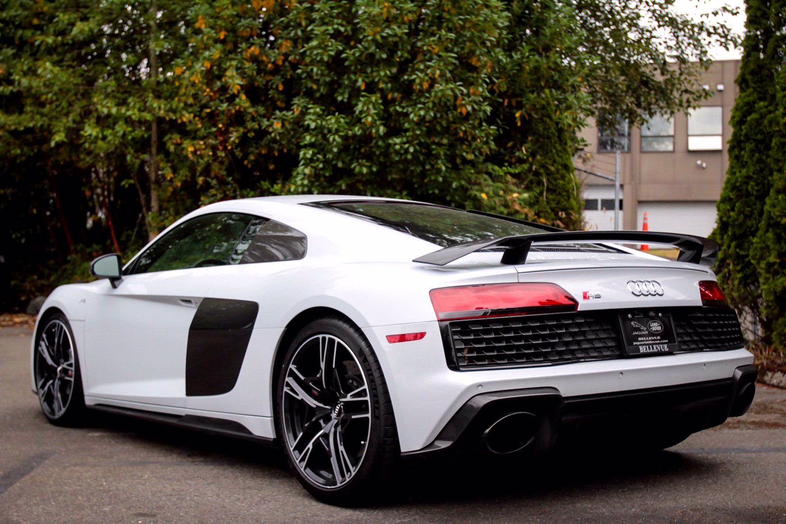 pre-owned-2020-audi-r8-coupe-v10-performance-2dr-car-in-bellevue-9192